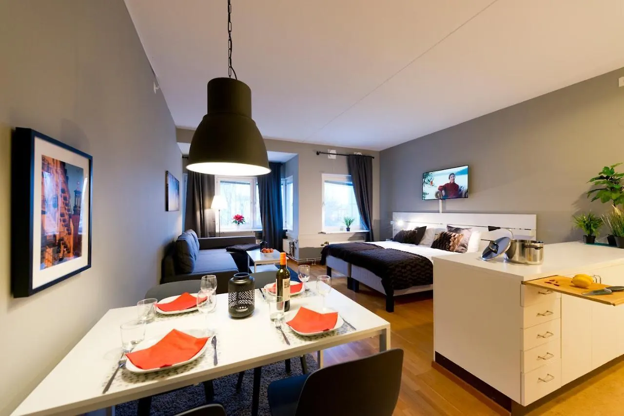 Optimal Apartments Skarholmen Sztokholm